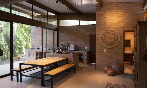 Casa Cambury